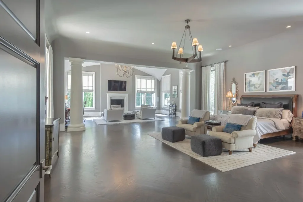 Peachtree Rd — primary suite with columns and sitting area